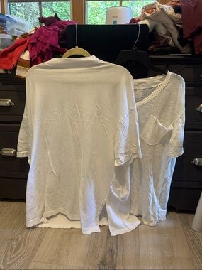 TWO We the Free white short sleeve tops